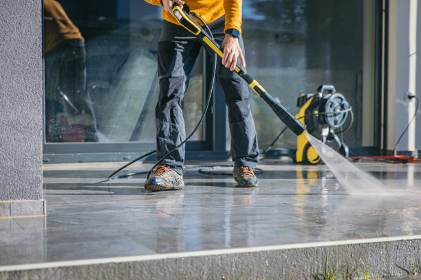 Best Pool Deck Cleaning  in Pantops, VA